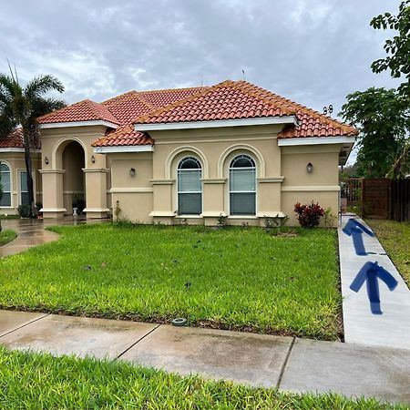Habitacion Con Entrada Independiente Edinburg Εξωτερικό φωτογραφία