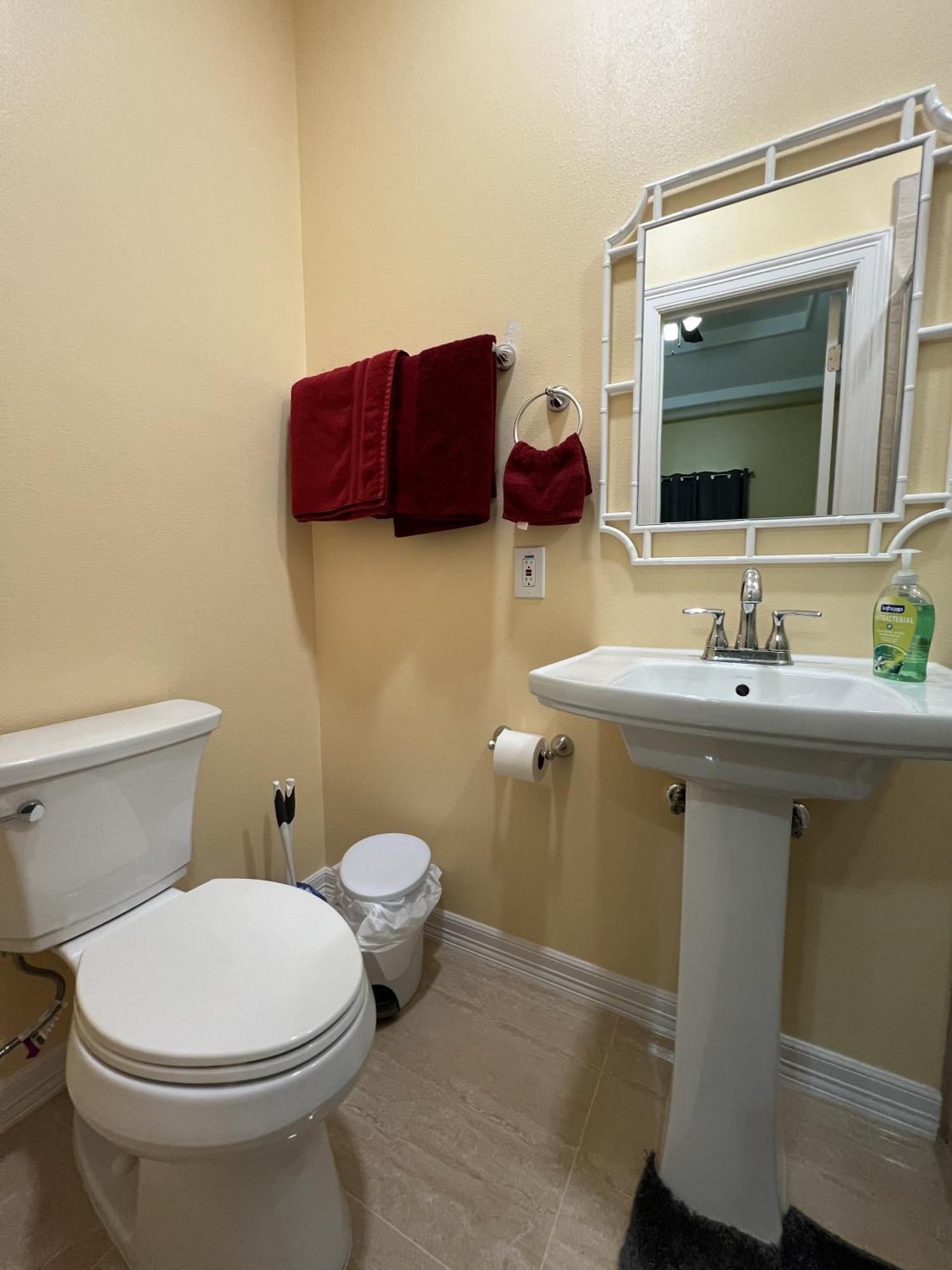 Habitacion Con Entrada Independiente Edinburg Εξωτερικό φωτογραφία